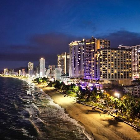 Master'S Gold Coast Apartments Nha Trang Esterno foto